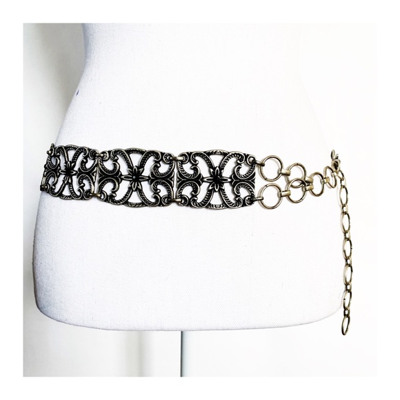 Metal Silver-tone Concho Chain Belt - Picture 4 of 8